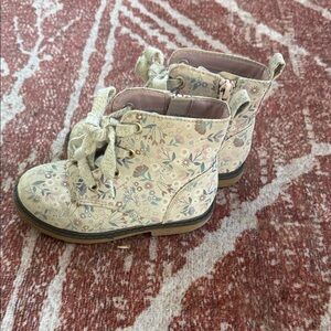 Cat & Jack Floral Kids Boots - Cream and Pink